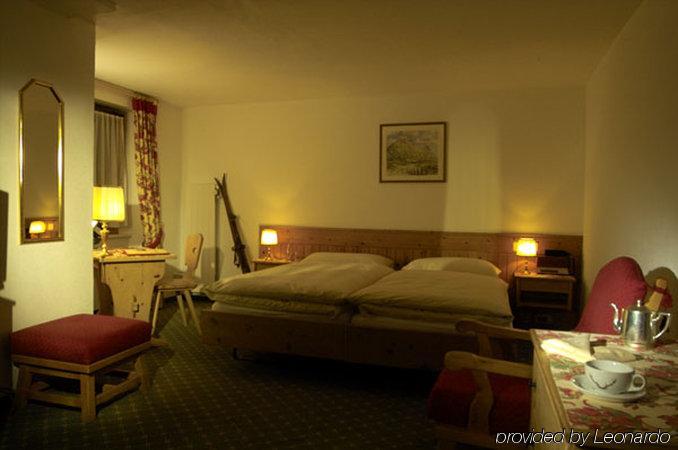 Hotel Bernina Pontresina Kamer foto